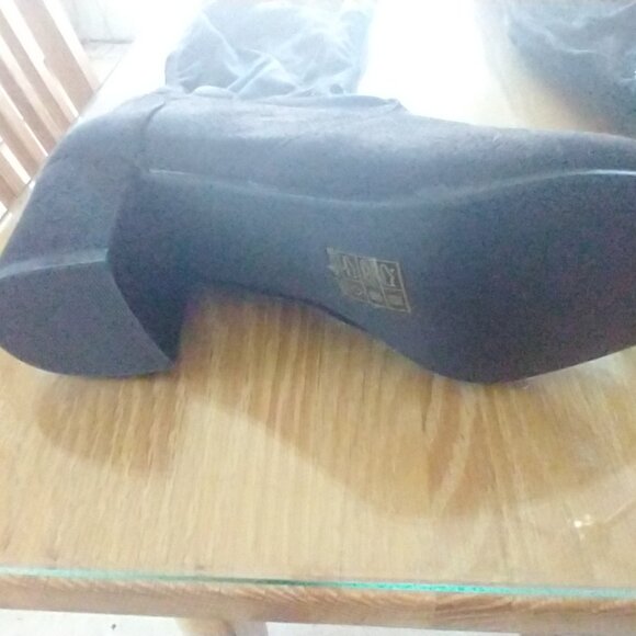 High heel knee boots - Picture 2 of 5